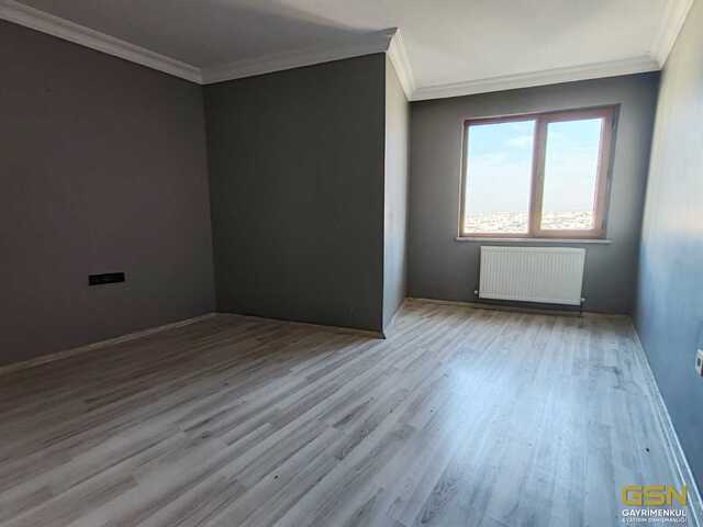 21-GSN GAYRİMENKUL'DEN ADEM YAVUZ MAHALLESİNDE KİRALIK 3+1 DAİRE